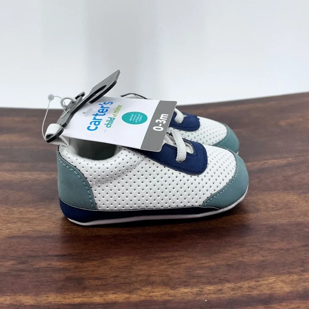 Baby Crib Shoes 0-3M White Navy Sneakers Sporty Carter's Child of Mine NEW
